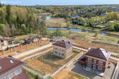 Дом в Московская область, городской округ Мытищи, деревня Семенищево, ...