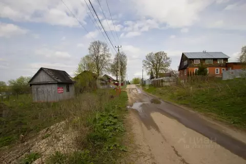 Участок в Калужская область, Калуга городской округ, д. Желыбино ул. ...