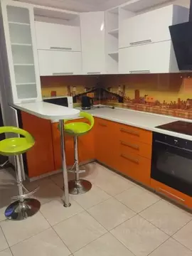 2-к кв. Тюменская область, Тюмень ул. 50 лет Октября, 57А (60.0 м)