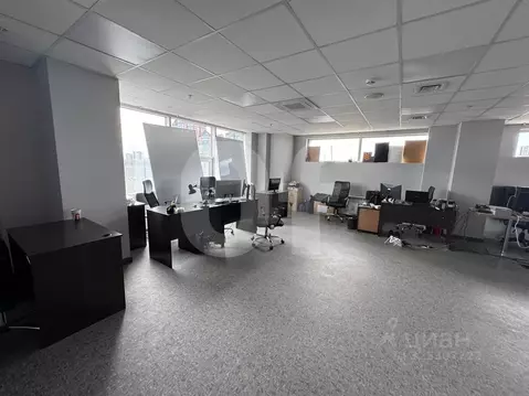 Офис в Москва ул. Ивана Франко, 8 (4955 м)