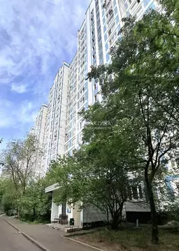 Продается 4-комнатная квартира