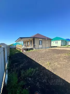 Дом в Башкортостан, Иглинский район, Акбердинский сельсовет, д. ...
