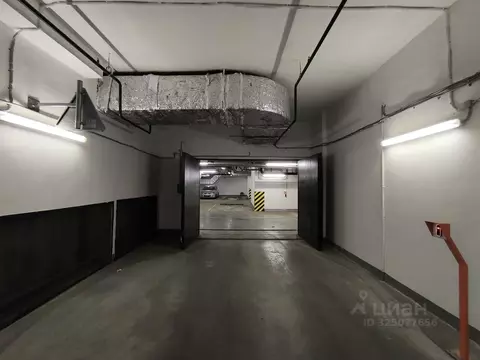 Гараж в Москва ул. Дмитрия Ульянова, 47 (13 м)