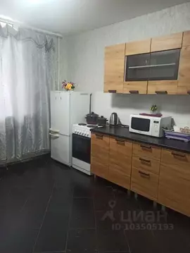 2-к кв. Оренбургская область, Оренбург Транспортная ул., 18 (65.0 м)