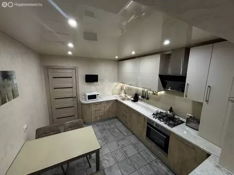 2-комнатная квартира: Ярославль, улица Бабича, 4к2 (66 м)