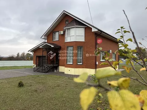 Дом в Рязанская область, Рязанский район, Дядьковское с/пос, с. ...