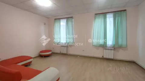 Офис в Рязанская область, Рязань ул. Кремлевский Вал, 17 (60 м)