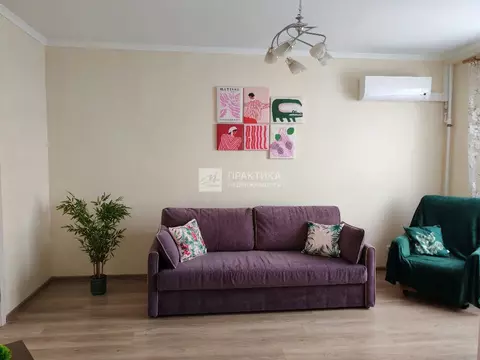 Продается 2-комнатная квартира