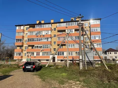 Помещение свободного назначения в Краснодарский край, Горячий Ключ ул. ...