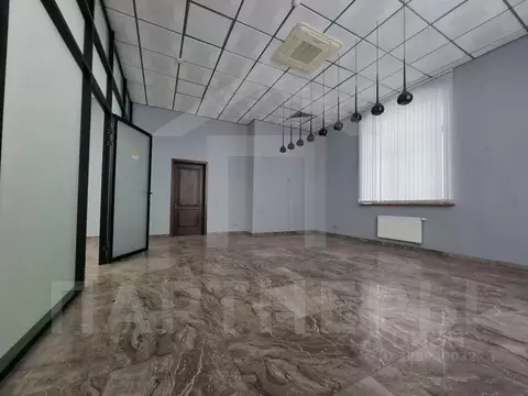 Офис в Краснодарский край, Краснодар ул. Имени Дзержинского, 157 (60 ...