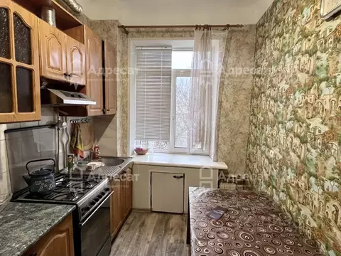 2-к кв. Волгоградская область, Волгоград ул. Дзержинского, 15 (56.7 м)