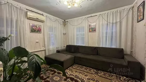 Дом в Краснодарский край, Лабинск ул. Пархоменко (50 м)