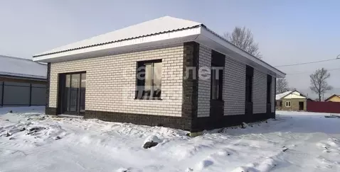 Дом в Алтайский край, Первомайский район, с. Фирсово Цветочная ул., 3 ...