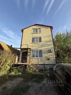 Дом в Астраханская область, Астрахань ул. Нариманова, 65 (110 м)