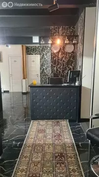 Торговая площадь (135 м)