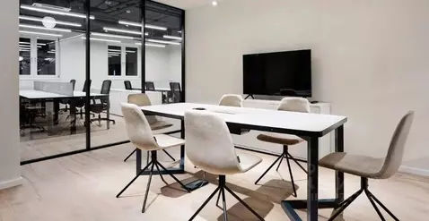 Офис в Москва Композиторская ул., 17 (620 м)