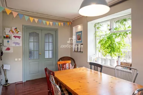 Таунхаус в Свердловская область, Екатеринбург ул. Старожилов, 34 (120 ...