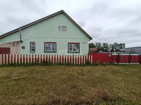 Дом в Башкортостан, Бирский район, Бахтыбаевский сельсовет, с. ...