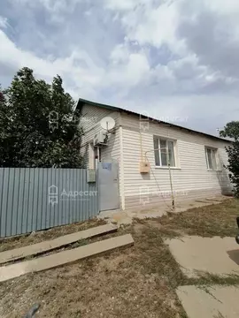 Дом в Волгоградская область, Волгоград Село Песчанка тер., ул. ...