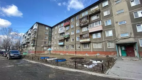 3-к кв. Омская область, Омск Городок Нефтяников мкр, ул. Энтузиастов, ...