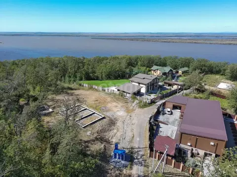 Дом в Хабаровский край, Хабаровский район, Мичуринское с/пос, с. ...