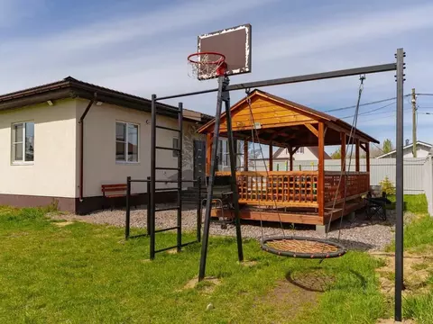 Дом в Ленинградская область, Выборгский район, Рощинское городское ...