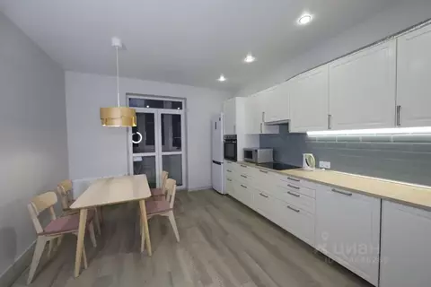 2-к кв. Краснодарский край, Краснодар Центральный мкр, ул. Имени ...