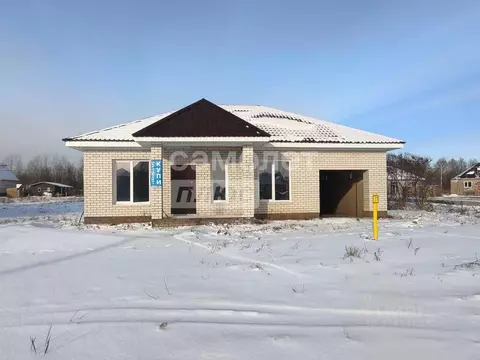 Дом в Алтайский край, Первомайский район, с. Фирсово ул. Заречная, 22 ...