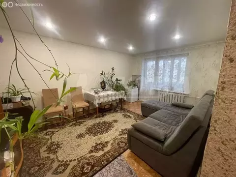 3-комнатная квартира: Богандинский, улица Строителей, 10А (64.8 м)