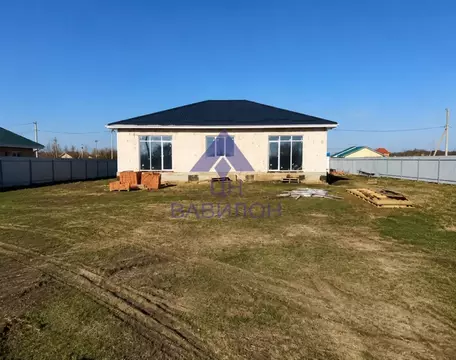 Дом в Ростовская область, Волгодонск В-Б кв-л,  (180 м)