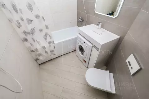 1-к кв. Тюменская область, Тюмень ул. Николая Никитина, 12 (40.2 м)