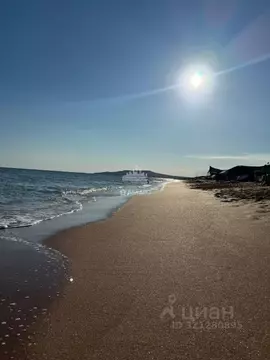 Дом в Крым, Ленинский район, Заветненское с/пос, с. Яковенково ул. ...