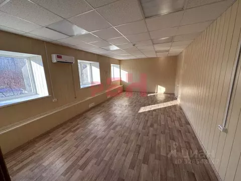 Офис в Тюменская область, Тюмень ул. 30 лет Победы, 103 (15 м)