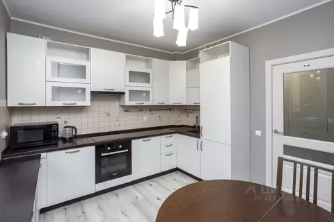 4-к кв. Ленинградская область, Кудрово г. Всеволожский район, ...