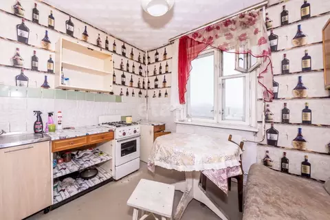 3-к кв. Вологодская область, Череповец просп. Шекснинский, 11 (67.3 м)