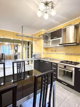 3-к кв. Пермский край, Пермь ул. Юрша, 23 (67.0 м)