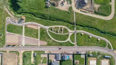 Участок в Ленинградская область, Гатчинский муниципальный округ, д. ...