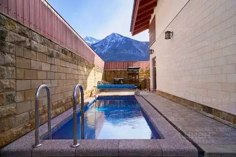 Дом в Краснодарский край, Сочи городской округ, Красная Поляна пгт  ...