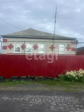 Дом в Курская область, Медвенский район, Высокский сельсовет, д. ...