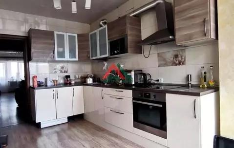 2-к кв. Краснодарский край, Краснодар Музыкальный мкр, ул. Имени ...