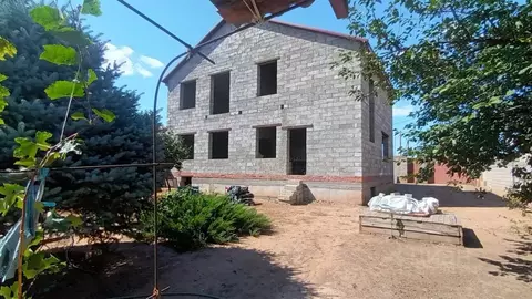 Дом в Астраханская область, Наримановский район, пос. Трусово ул. ...