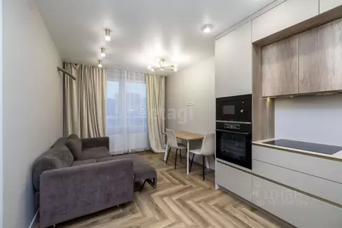 2-к кв. Тюменская область, Тюмень ул. Анатолия Клиндюка, 4к2 (52.5 м)