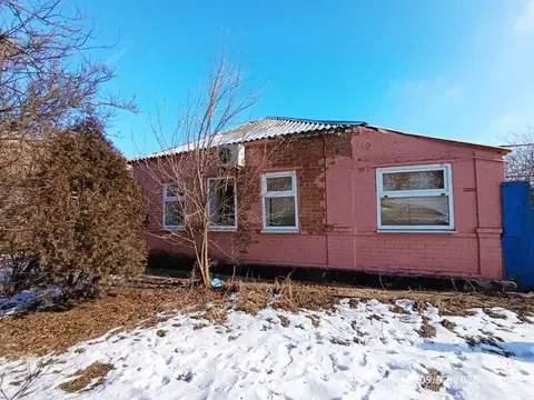Дом в Ростовская область, Неклиновский район, Поляковское с/пос, с. ...