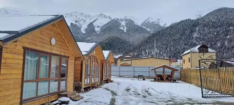 Дом в Карачаево-Черкесия, Зеленчукский район, с. Архыз ул. Ленина, 9Б ...