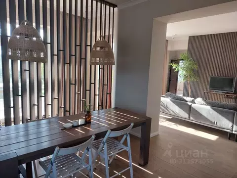 Дом в Краснодарский край, Темрюкский район, Тамань ст-ца ул. Карла ...