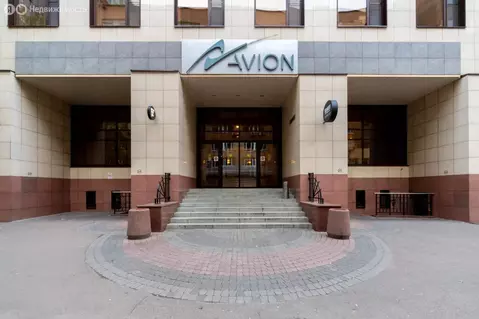 Торговая площадь (163 м)