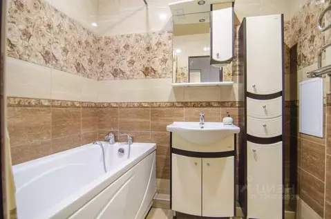 3-к кв. Краснодарский край, Геленджик ул. Маршала Жукова, 1к1 (73.0 м)