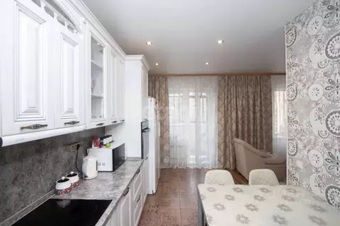 3-к кв. Иркутская область, Иркутск ул. Трилиссера, 8/3 (90.0 м)