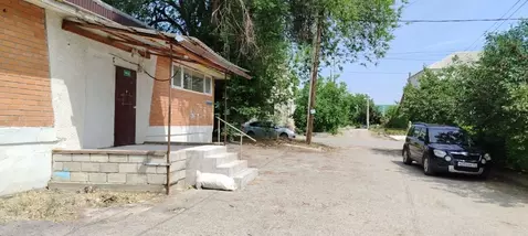 Помещение свободного назначения в Волгоградская область, Волгоград ул. ...