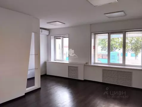 Помещение свободного назначения в Белгородская область, Белгород ул. ...